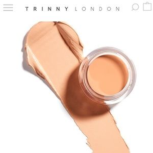 Trinny London Just a Touch Amelia Foundation